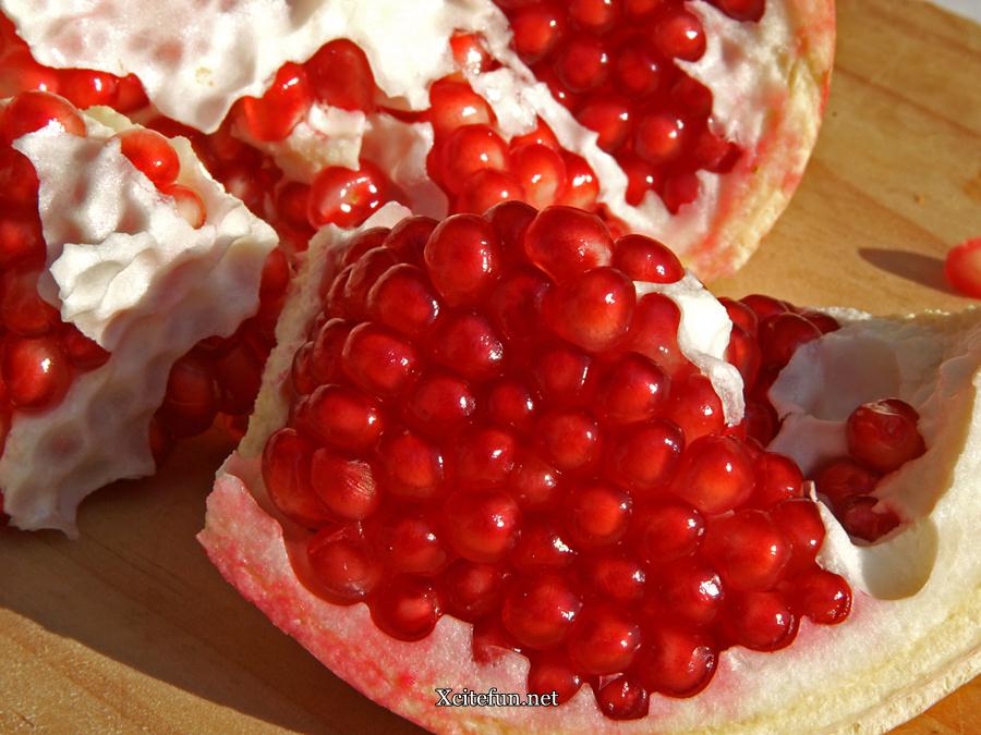 Pomegranate Anar Health Benefits