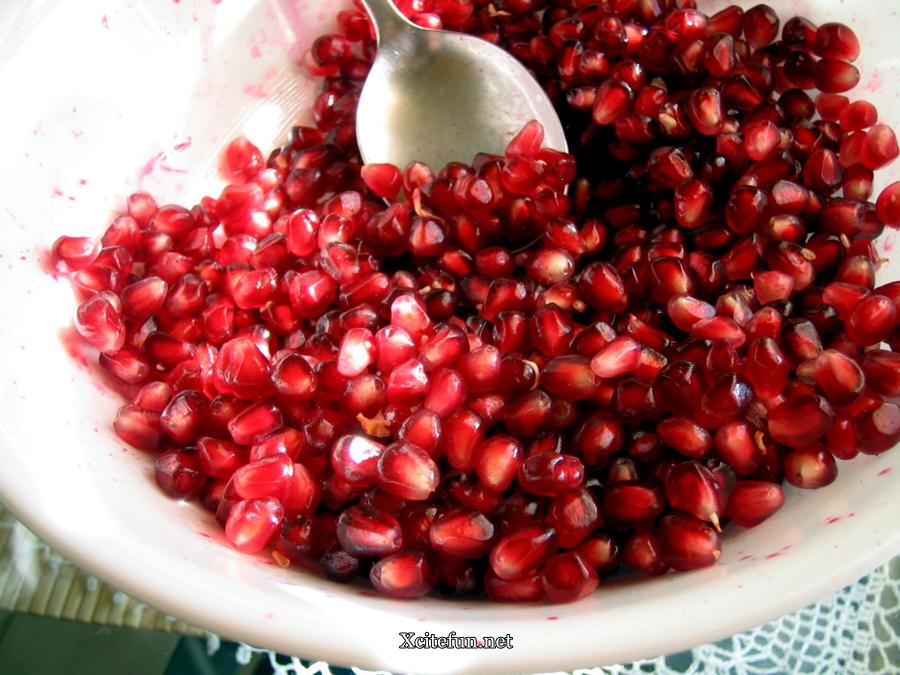 Pomegranate Anar Health Benefits