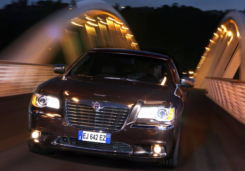 Lancia Thema Car Wallpapers 2012 The new Lancia Thema and Voyager are 