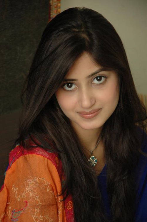 Sajal Ali  Photo Gallery  Biography  Pakistani Actress