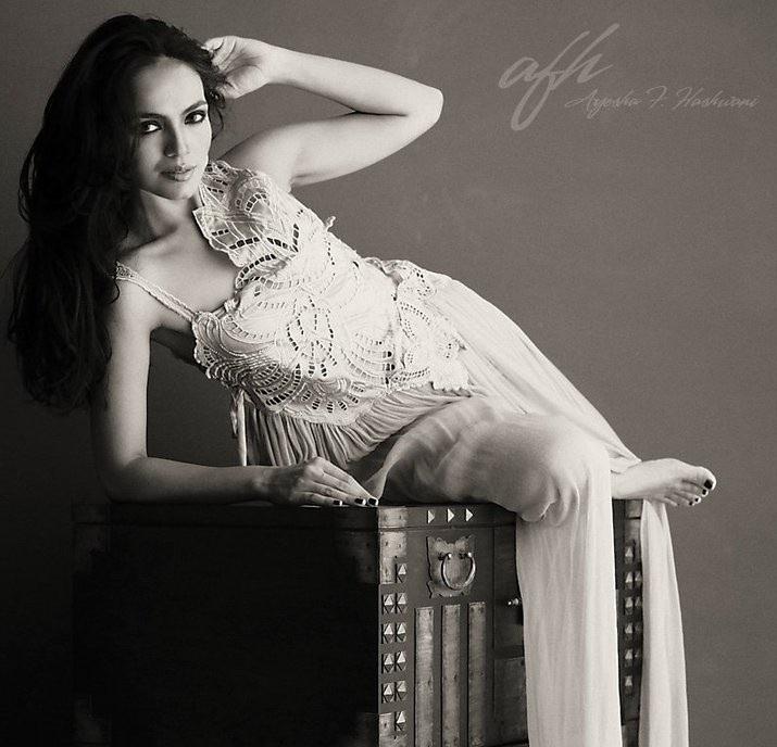 Amina Sheikh Black And White Photo Shoot