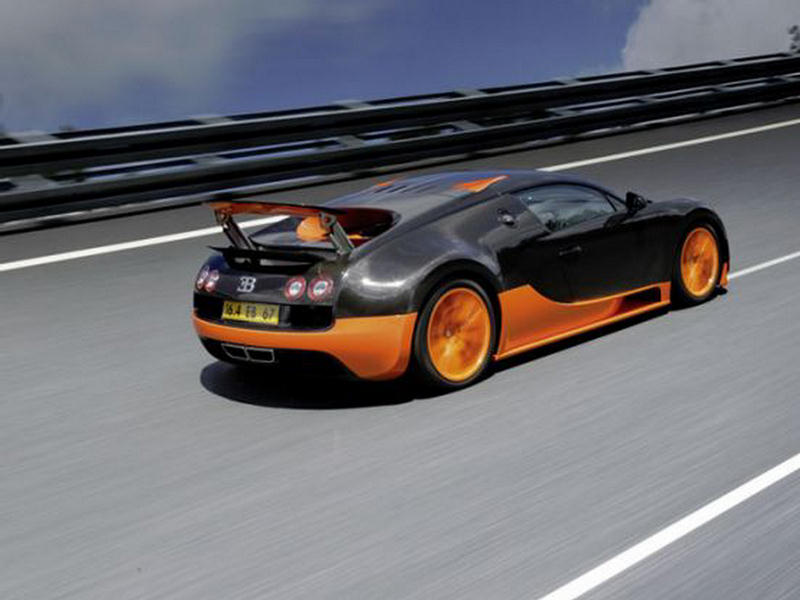 Worlds Fastest Prodection Car  Bugatti Veyron Super Sports