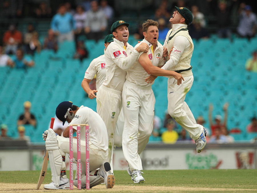 2nd Test  Australia Crushing Victory Over India