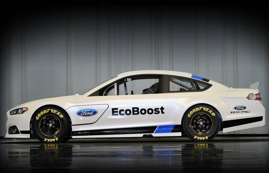 Ford Fusion NASCAR 2013  Racing Car Wallpapers