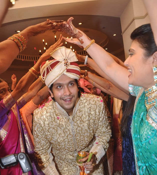 Bappa Lahiri and Taneesha Verma Wedding Pictures