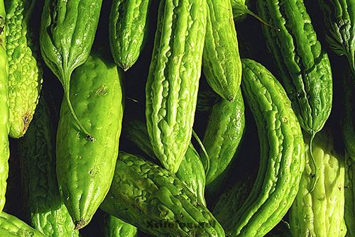 Bitter Gourd or Bitter Melon Types and Benefits