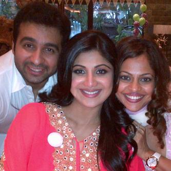 Shilpa Shetty Baby on Shilpa Shetty Baby Shower Pictures   Celebrities Xposed