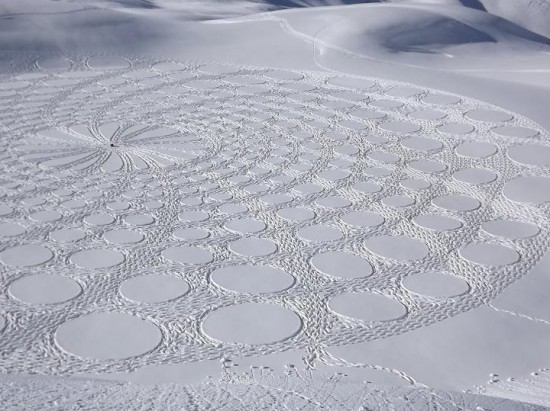 302296xcitefun snow artworks 1 - Large Scale Snow Circles - Frozen Artwork