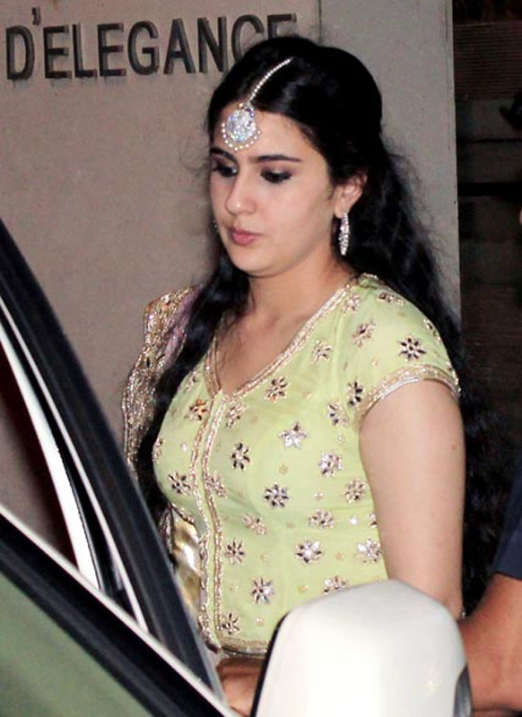 Sara Ali Khan At Saif Kareena Sangeet Ceremony