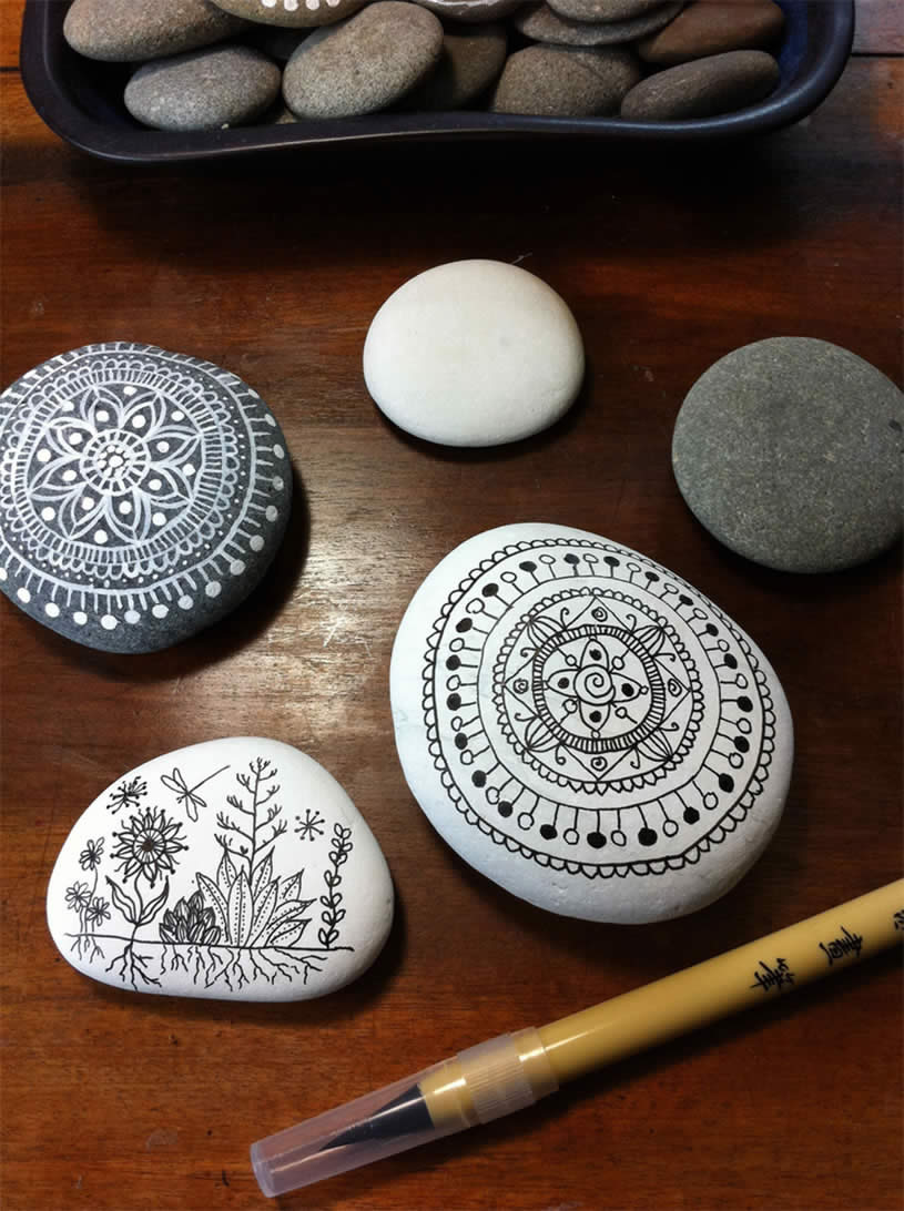 Incredible Illustration Art On Pebbles