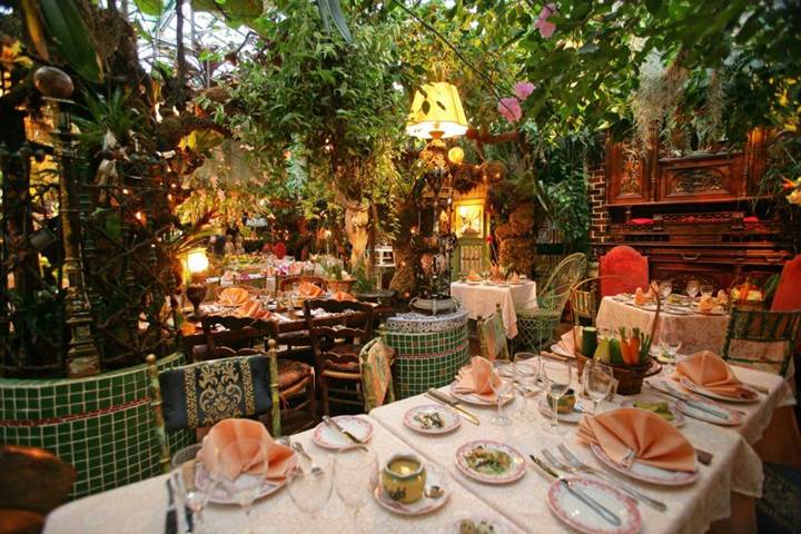 Romantic Flower Restaurant Mas Provencal Romantic Flower Restaurant Mas Provencal