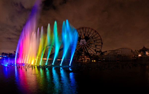 Rainbow World of Color Water Show