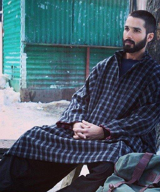 Shahid Kapoor as Haider First Look Shahid Kapoor as Haider First Look