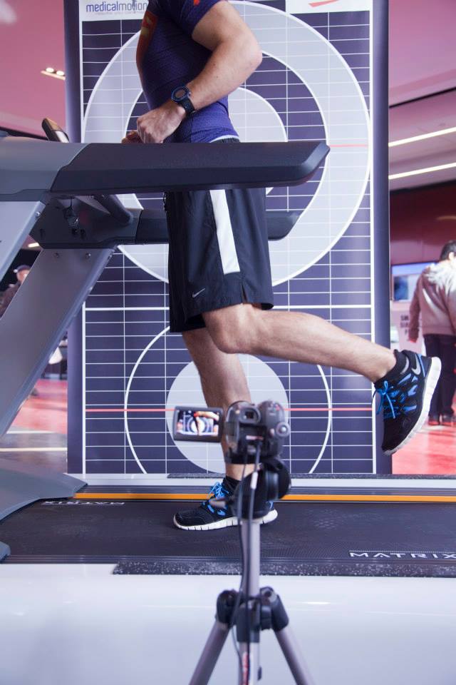Get Flyerify on your phone Sport Chek offers free shipping on all orders as well as free in-store returns. Visit the Sport Chek site for details and exclusions. How to Redeem a Coupon Code at Sport Chek. Sport Chek offers fair and affordable prices on sporting apparel and goods, but you can increase your savings even further through the use of Giving Assistant coupons.