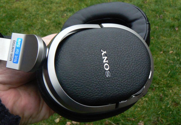 Sony MDR HW700 Review Wireless Headphones Sony MDR HW700 Review Wireless Headphones
