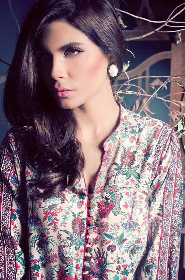 Amna Babar Summer Dress New Photoshoots