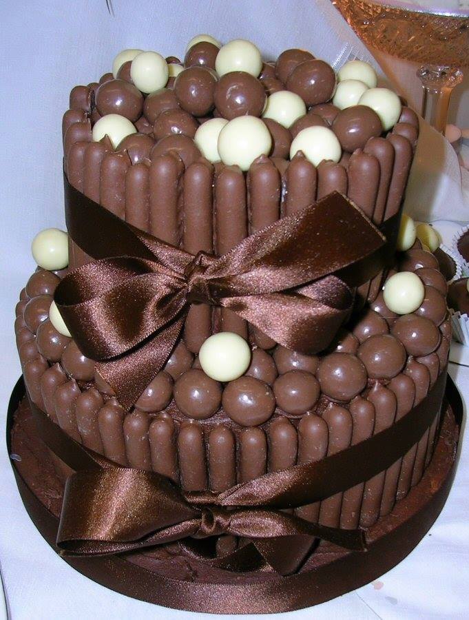 Maltesers Chocolate Cakes - Delicious Designs - XciteFun.net