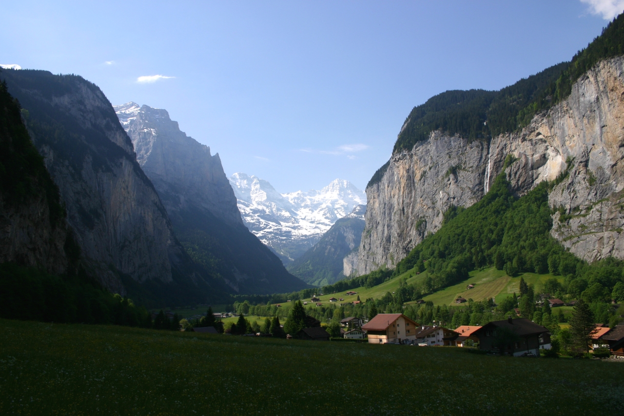 Trip Guide Lauterbrunnen Valley Switzerland - XciteFun.net