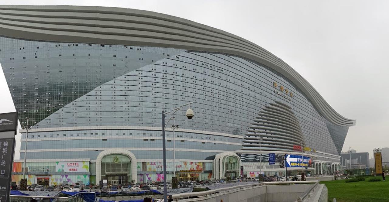 world-largest-shopping-mall-in-china-xcitefun