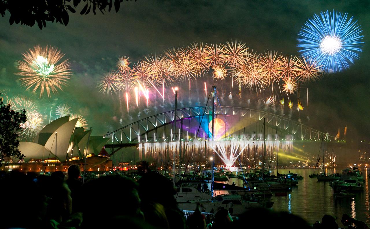 vatrometi - Page 8 366966,xcitefun-new-year-fireworks-sydney-3