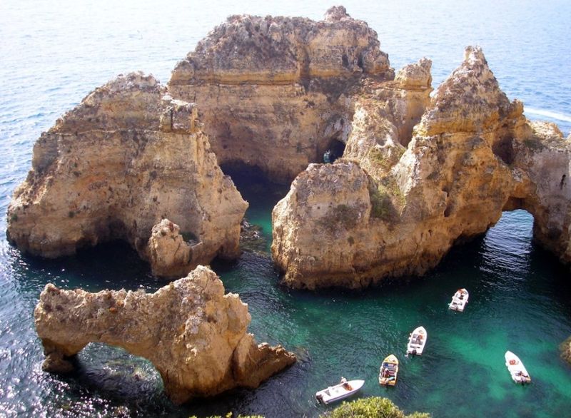 Huge Beach Caves In Algarve, Portugal - XciteFun.net