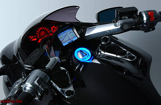 Honda DN-01: A Large Automatic Sports Cruiser (Gallery-2) - XciteFun.net