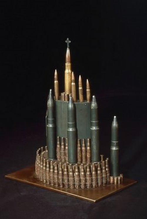 Amazing Sculptures made with Guns and Bullets - XciteFun.net