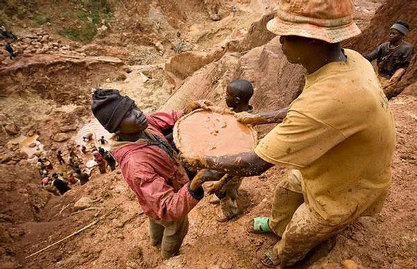 Technical Progress: Gold Mine in Congo - Pictorial - XciteFun.net