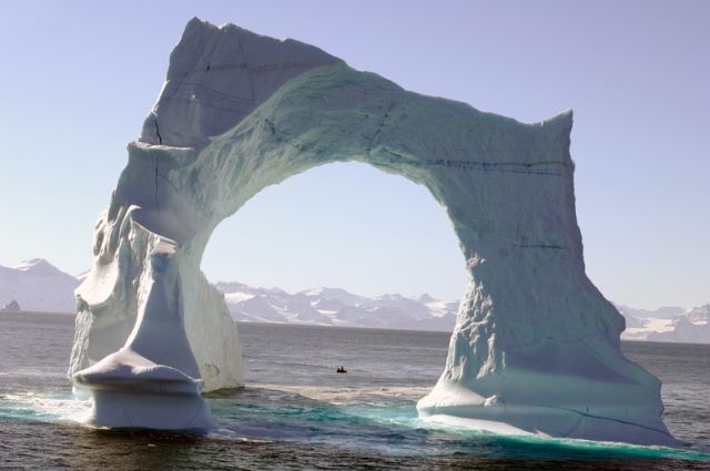 Ice Bouges Ice Burgs!!!!Mind Blowing!!!-1 - XciteFun.net