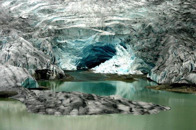 Ice Bouges Ice Burgs!!!!Mind Blowing!!!-2 - XciteFun.net