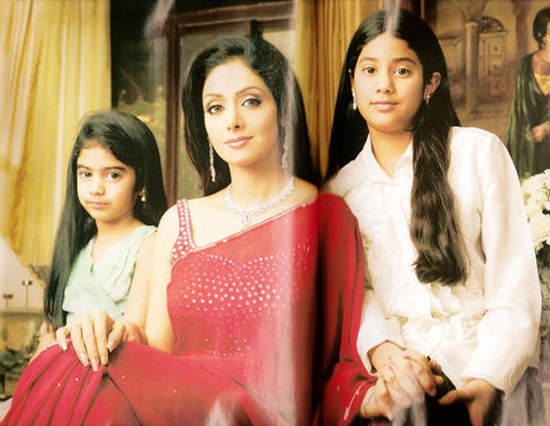 Sridevi Happy Family Pictures - XciteFun.net