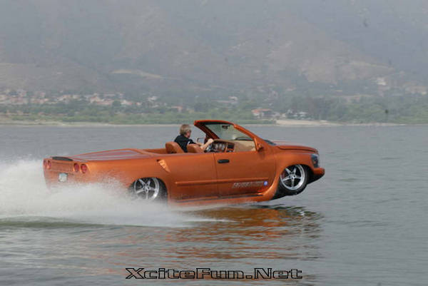 WaterCar Python: Fastest Amphibian Corvette - Jet Drive - XciteFun.net