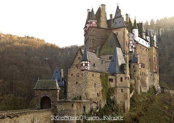 Burg Eltz: Medieval Castle - Germany - XciteFun.net