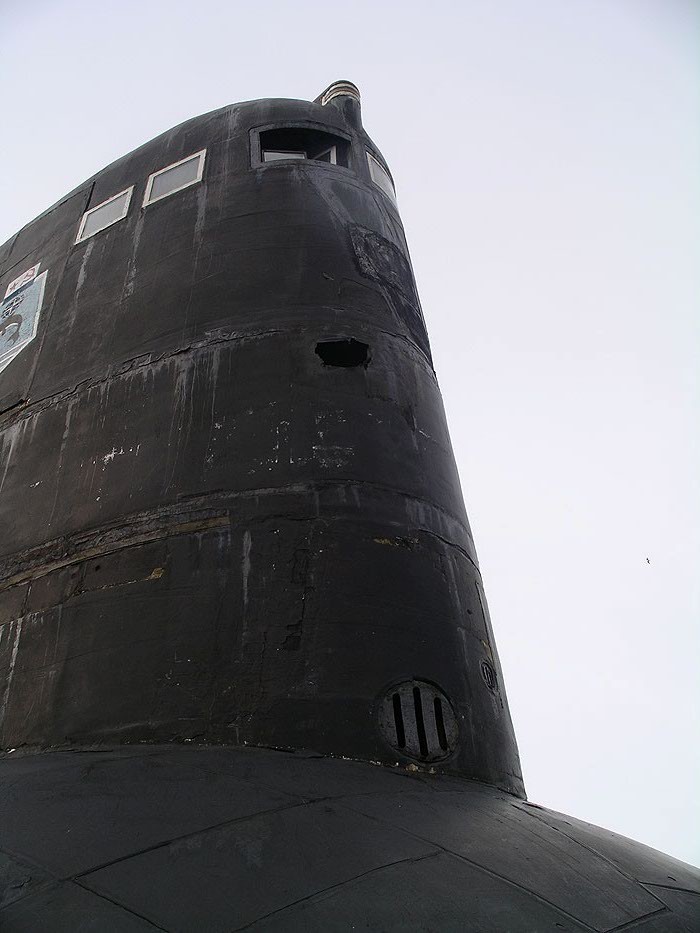 pictures of worlds biggest submarine