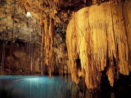 139364,xcitefun-underground-lakes-would-you-like-to-go-9.jpg