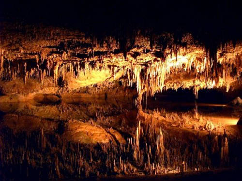 139367,xcitefun-underground-lakes-would-you-like-to-go-6.jpg