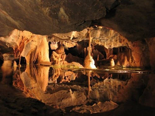 139372,xcitefun-underground-lakes-would-you-like-to-go-1.jpg