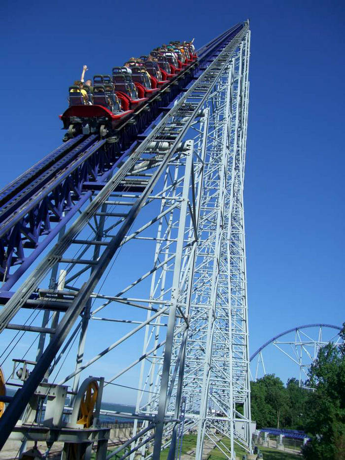 Millenium Force - Biggest Roller Coaster - Thrilling Ride - XciteFun.net