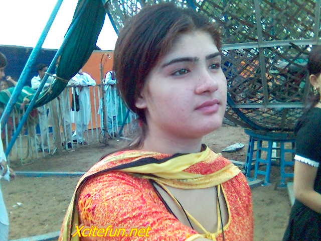Beauti ful girls in pakistan - XciteFun.net