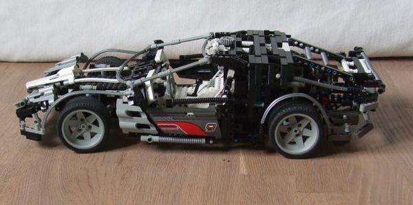 Lego Supercar 2010 Gets 5 Gears and Gull-Wing Doors - XciteFun.net