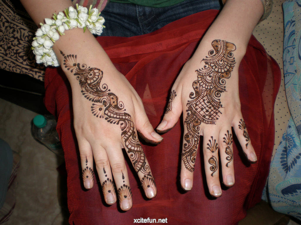 Latest Mehndi Designs For Eid Day Special - XciteFun.net