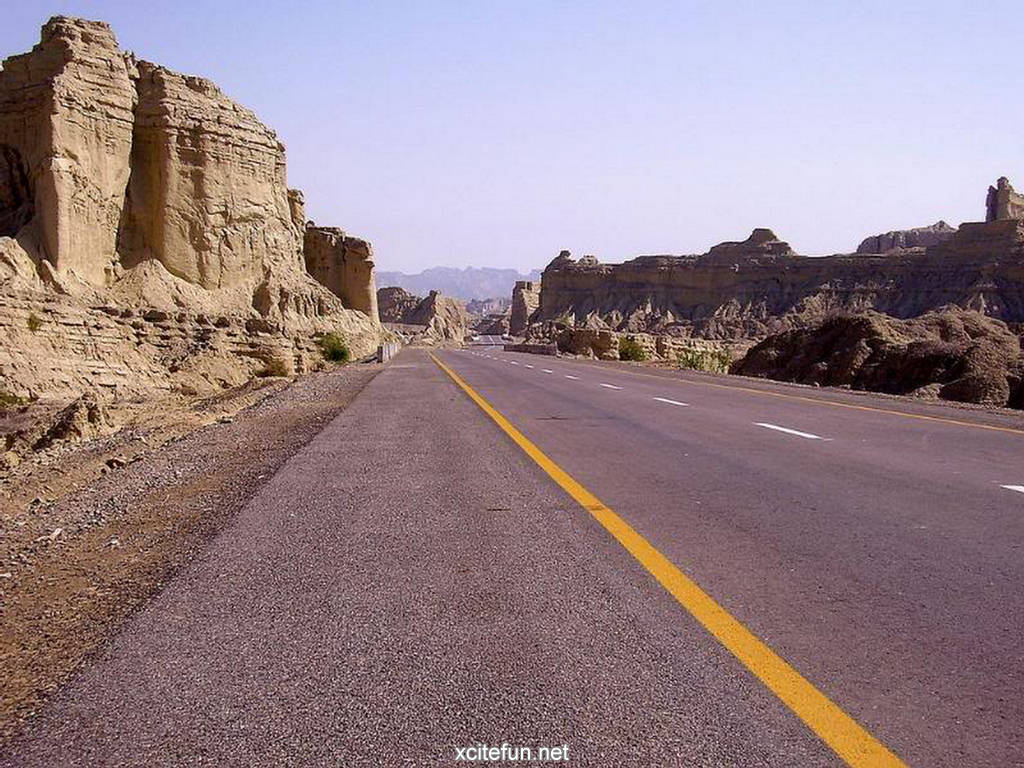 Makran Coastal Highway Wallpapers - XciteFun.net