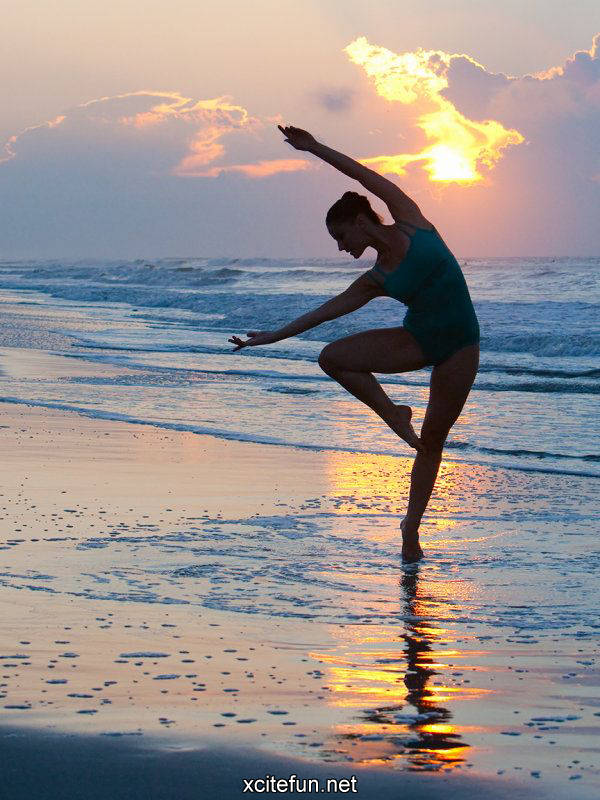 ballet dance poses beauty dancers amazing ballerina bailarina richard dancer playa dancing shoot silhouette calmes waves funny movement pretty yoga