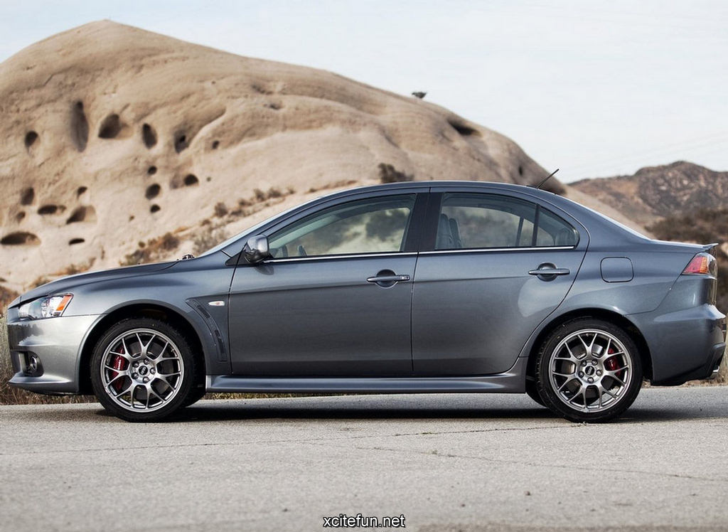 Mitsubishi Lancer Evolution MR Car Wallpapers - XciteFun.net
