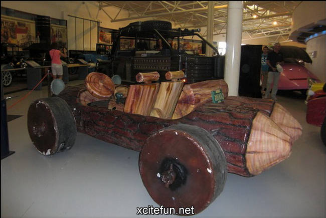 Flintstones Vehicles - The Stone Age Cars - XciteFun.net