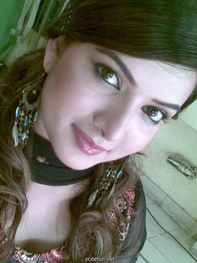 Sara Chaudhry lollywood Actress - New Special Hot Wallpapers - XciteFun.net