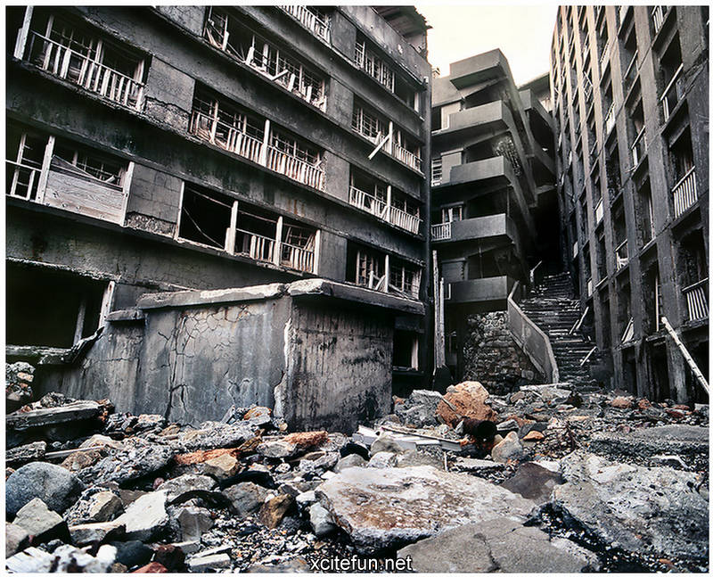 Ghost Island - The Battleship Island of Japan - XciteFun.net