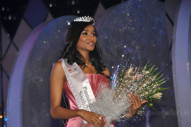 Shweta Dolli Miss South India 2011 - Fresh Images - XciteFun.net