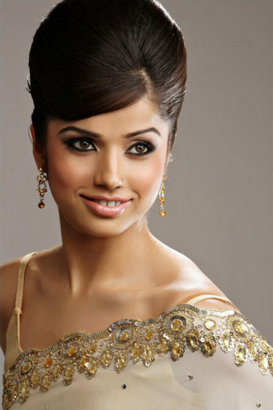 Aparna Bajpai Hot Indian Model