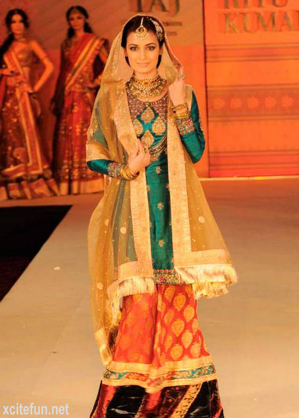 Dia Mirza Bridal Ramp - Rajasthani Bride - Xcitefun.net